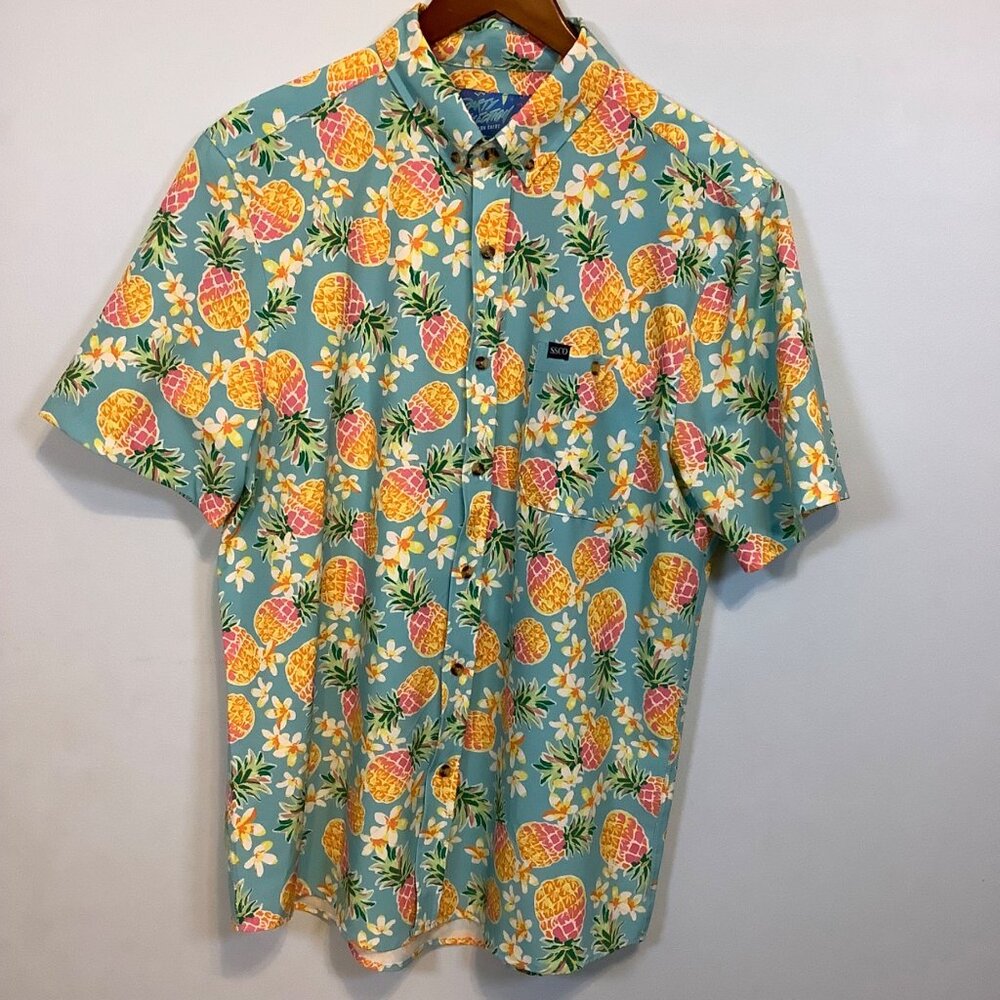 Southern Shirt Company Party Collection Mens L Short Sleeve Button Up Pineapple